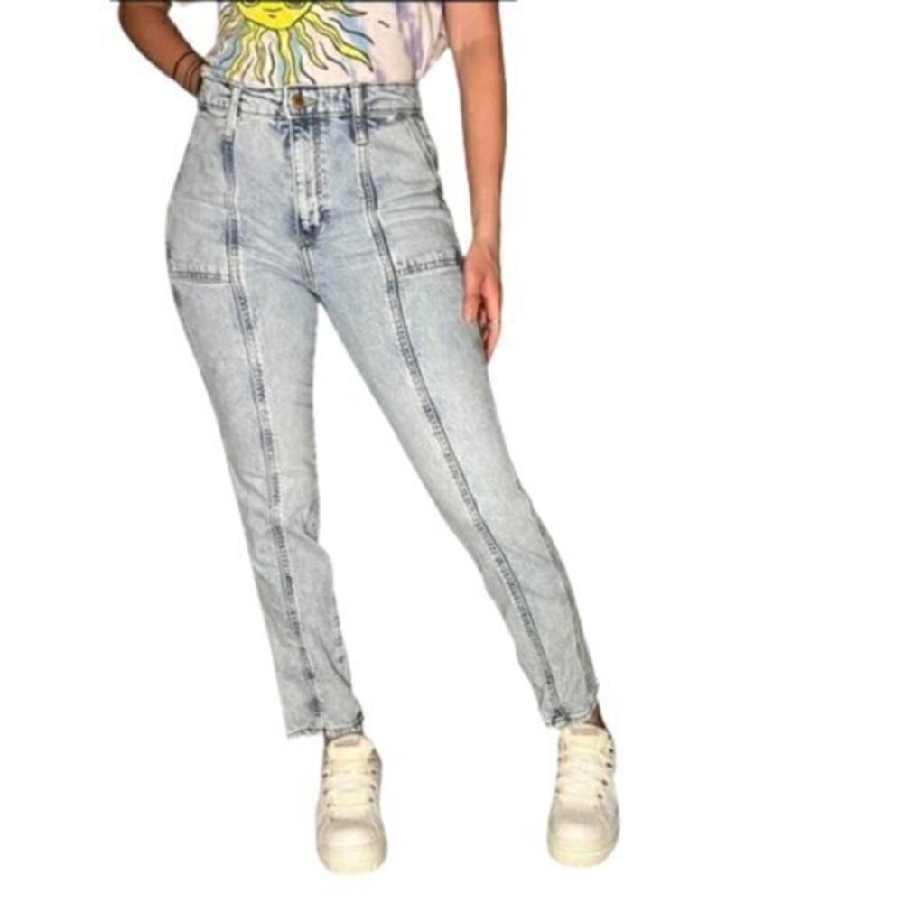 [Universal Thread] Hi Rise Slim Straight Jeans - Size 12/31R